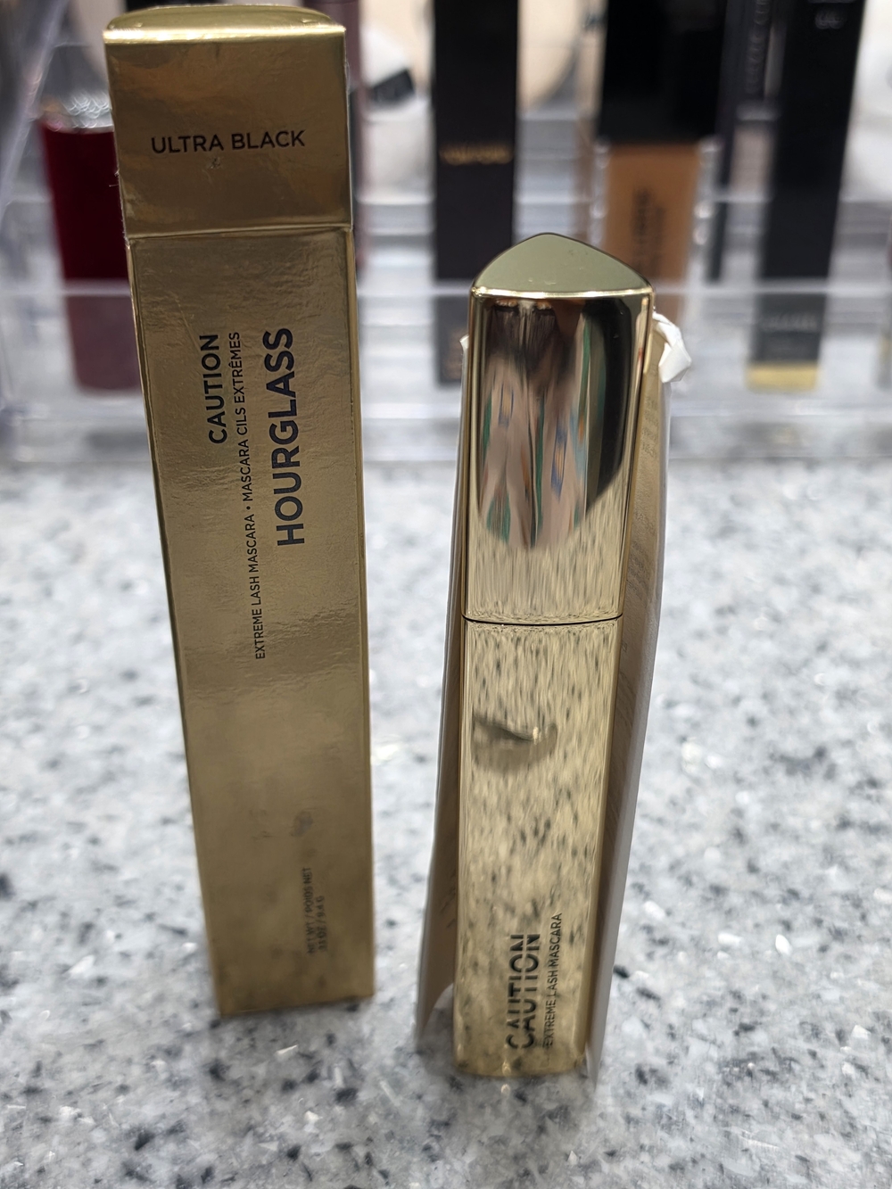 Hourglass Extreme Lash Mascara in Ultra Black - Gold Packaging